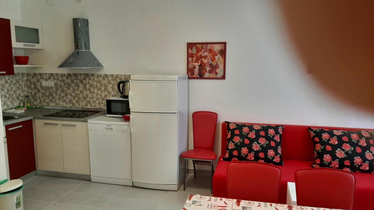 Apartmani Mw, Crveni Apartman Baska  Ngoại thất bức ảnh